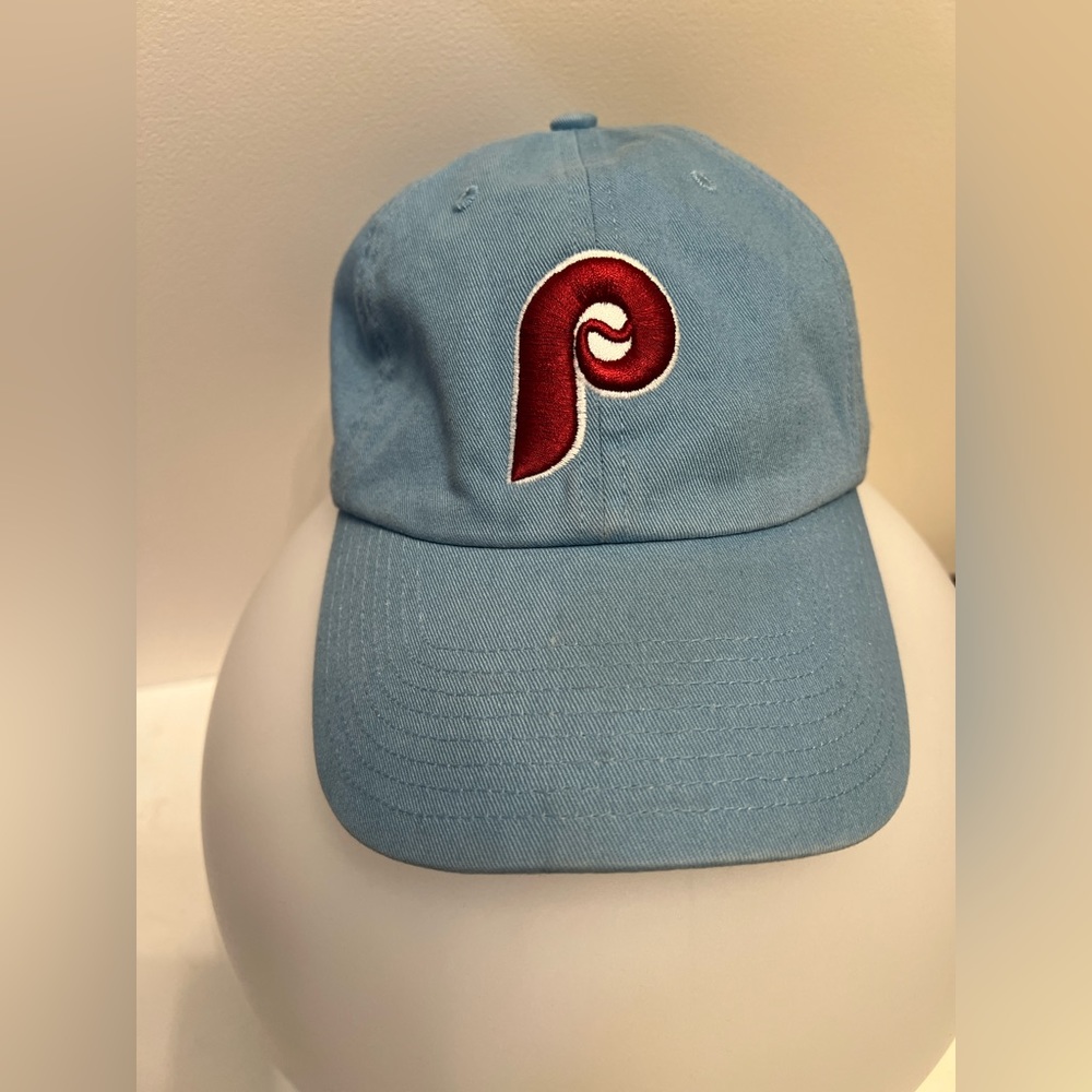 ⭐️VINTAGE PHILLIES HAT - adustable⭐️